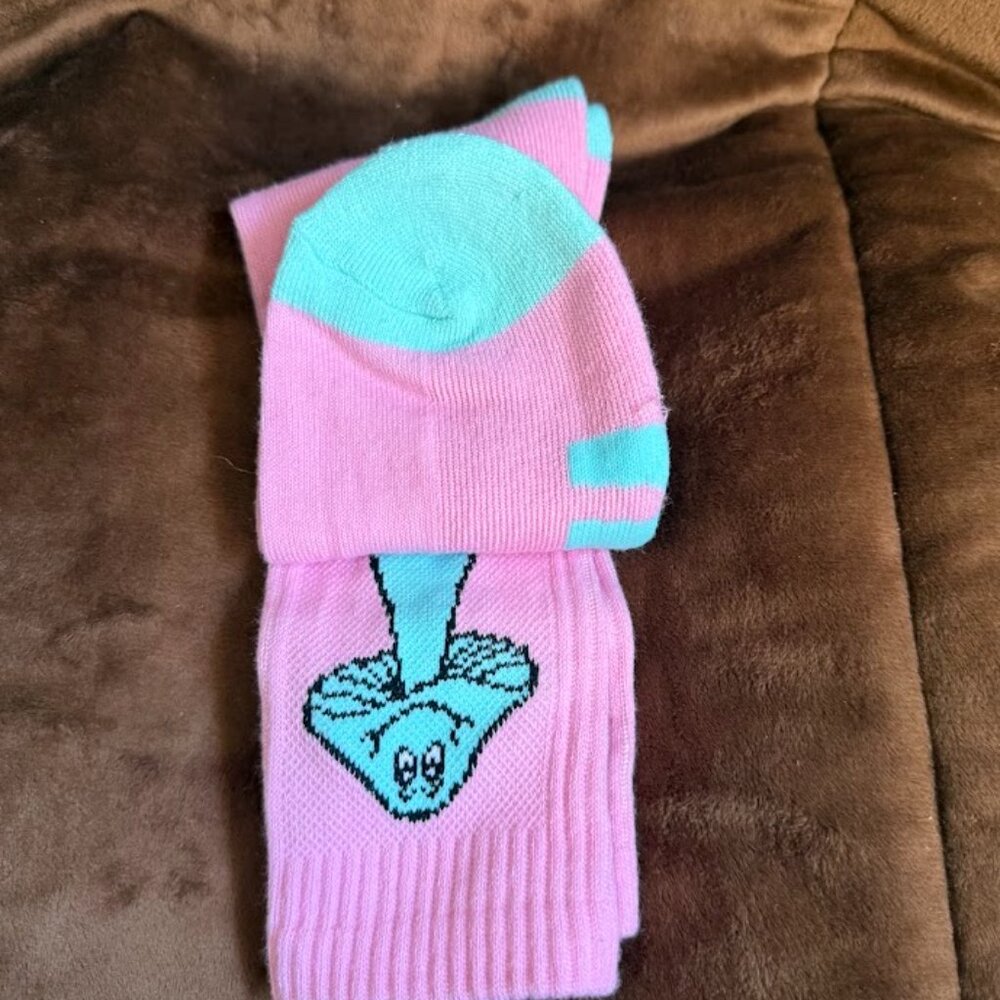 Neff Crew Socks - Picture 5 of 5